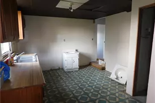 120 Clay St, Georges Township, PA 15401 - Photo 13