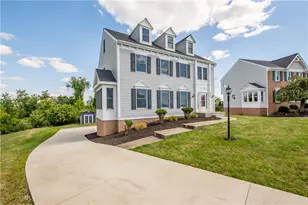 921 Bideford Dr, South Park, PA 15129 - Photo 1