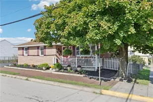 342 McKinley Ave, Latrobe, PA 15650 - Photo 1
