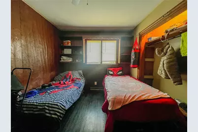 1638 Shady Dr, Farrell, PA 16121 - Photo 15