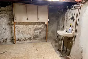 221 S Oakland Ave, Sharon, PA 16146 - Photo 29