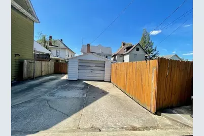 221 S Oakland Ave, Sharon, PA 16146 - Photo 33