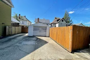 221 S Oakland Ave, Sharon, PA 16146 - Photo 33