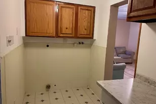 221 S Oakland Ave, Sharon, PA 16146 - Photo 13