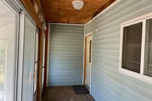 221 S Oakland Ave, Sharon, PA 16146 - Photo 3