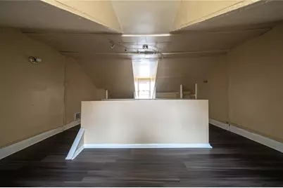 1922 Harcum Way, Pittsburgh, PA 15203 - Photo 15