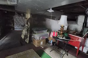 29 Pittsburgh Cir, Ellwood City, PA 16117 - Photo 21