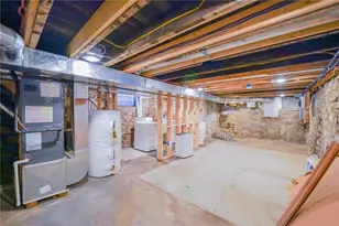 906 11th St, New Brighton, PA 15066 - Photo 39