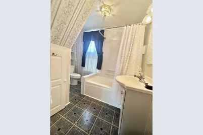 539 Pine St, Mt Pleasant Boro, PA 15666 - Photo 21