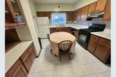 539 Pine St, Mt Pleasant Boro, PA 15666 - Photo 9