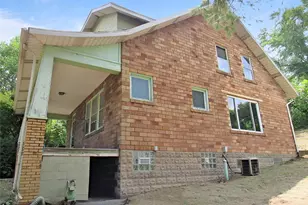 84 Union St, Brownsville, PA 15417 - Photo 3