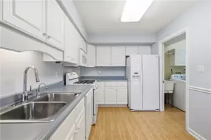 113 Steeplechase Cir, West Deer, PA 15044 - Photo 13