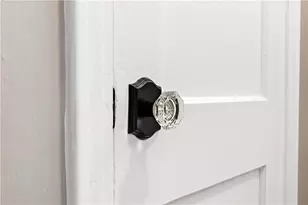 4596 Echo Glen Dr, Pittsburgh, PA 15236 - Photo 9