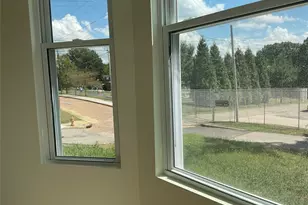 844 Gearing Ave, Pittsburgh, PA 15210 - Photo 9