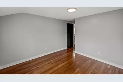 2445 Edgebrook Ave, Pittsburgh, PA 15226 - Photo 13