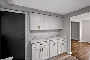 2445 Edgebrook Ave, Pittsburgh, PA 15226 - Photo 5