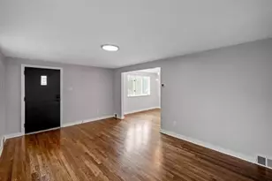 2445 Edgebrook Ave, Pittsburgh, PA 15226 - Photo 9