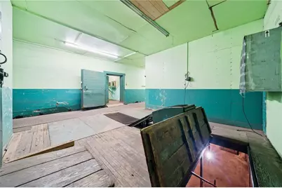 124 Depot Street, Greensburg, PA 15601 - Photo 11