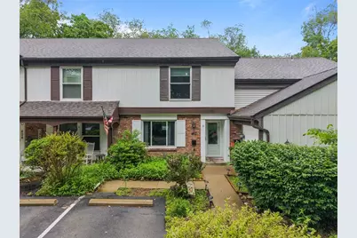 402 Hunting Creek, Canonsburg, PA 15317 - Photo 1