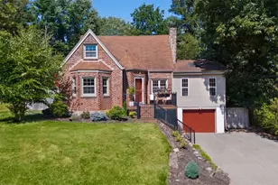 3943 Bonita Dr, Hampton, PA 15101 - Photo 1