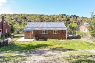 1227 Clifton Rd, Bethel Park, PA 15102 - Photo 9