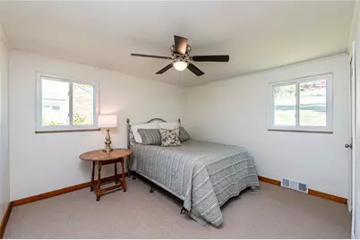 1227 Clifton Rd, Bethel Park, PA 15102 - Photo 21