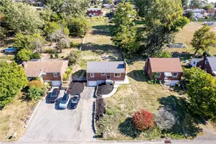 1227 Clifton Rd, Bethel Park, PA 15102 - Photo 41