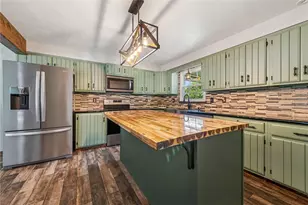 21 Andrews Ave, Derry Township, PA 15671 - Photo 5