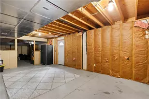 555 Hiawatha Rd, South Franklin, PA 15329 - Photo 31