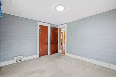 1007 Leslie St, Sharon, PA 16146 - Photo 17