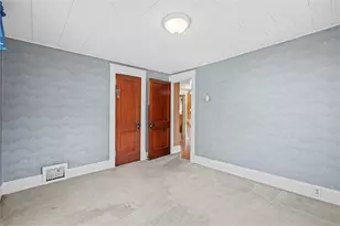 1007 Leslie St, Sharon, PA 16146 - Photo 17