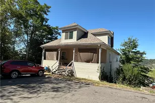 941 Pine St, Ambridge, PA 15003 - Photo 3