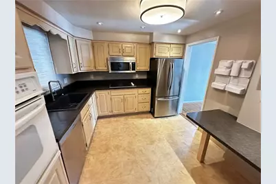 5534 Pocusset St, Pittsburgh, PA 15217 - Photo 15