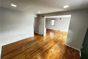 5534 Pocusset St, Pittsburgh, PA 15217 - Photo 11