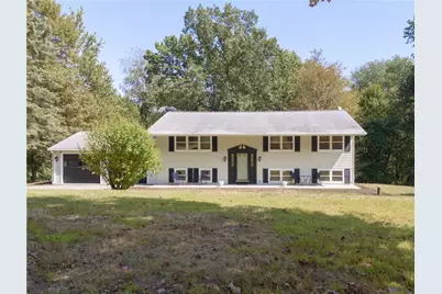 126 Woodcrest Rd., Oakland Township, PA 16002 - Photo 1