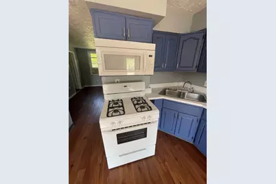 899 9th St, Ambridge, PA 15003 - Photo 3