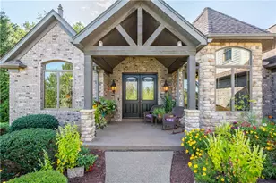 217 Canterwood Dr, Peters Township, PA 15367 - Photo 3