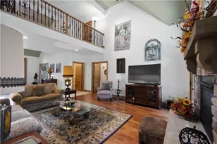 217 Canterwood Dr, Peters Township, PA 15367 - Photo 9