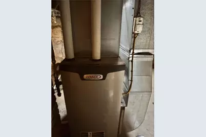 1810 Tony St, Shenango Township, PA 16101 - Photo 21