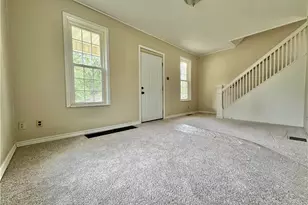 1810 Tony St, Shenango Township, PA 16101 - Photo 5
