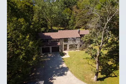 4253 Mount Royal Blvd, Hampton, PA 15101 - Photo 1