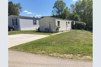 200 Murray Ln, Washington Township, PA 15632 - Photo 1