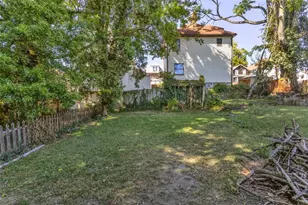 211 E 7th Ave, Tarentum, PA 15084 - Photo 5