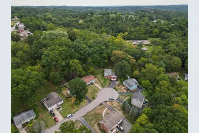 1613 Shawmut Dr, Pittsburgh, PA 15116 - Photo 5