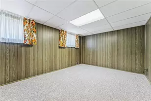 410 Marshall Dr, McKeesport, PA 15132 - Photo 23