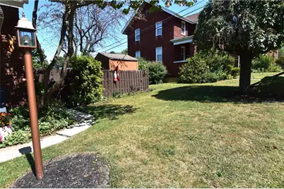 314 W Lehigh St, Munhall, PA 15120 - Photo 5