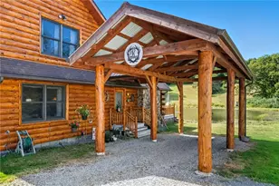 128 Courson Ln, Allegheny Township, PA 16373 - Photo 9