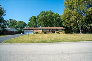 104 Appletree Dr, Brighton Township, PA 15009 - Photo 43