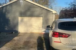 884 Bocktown Rd, Moon/Crescent Twp, PA 15046 - Photo 5