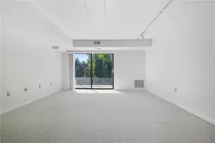 1400 Smokey Wood Dr, Pittsburgh, PA 15218 - Photo 9